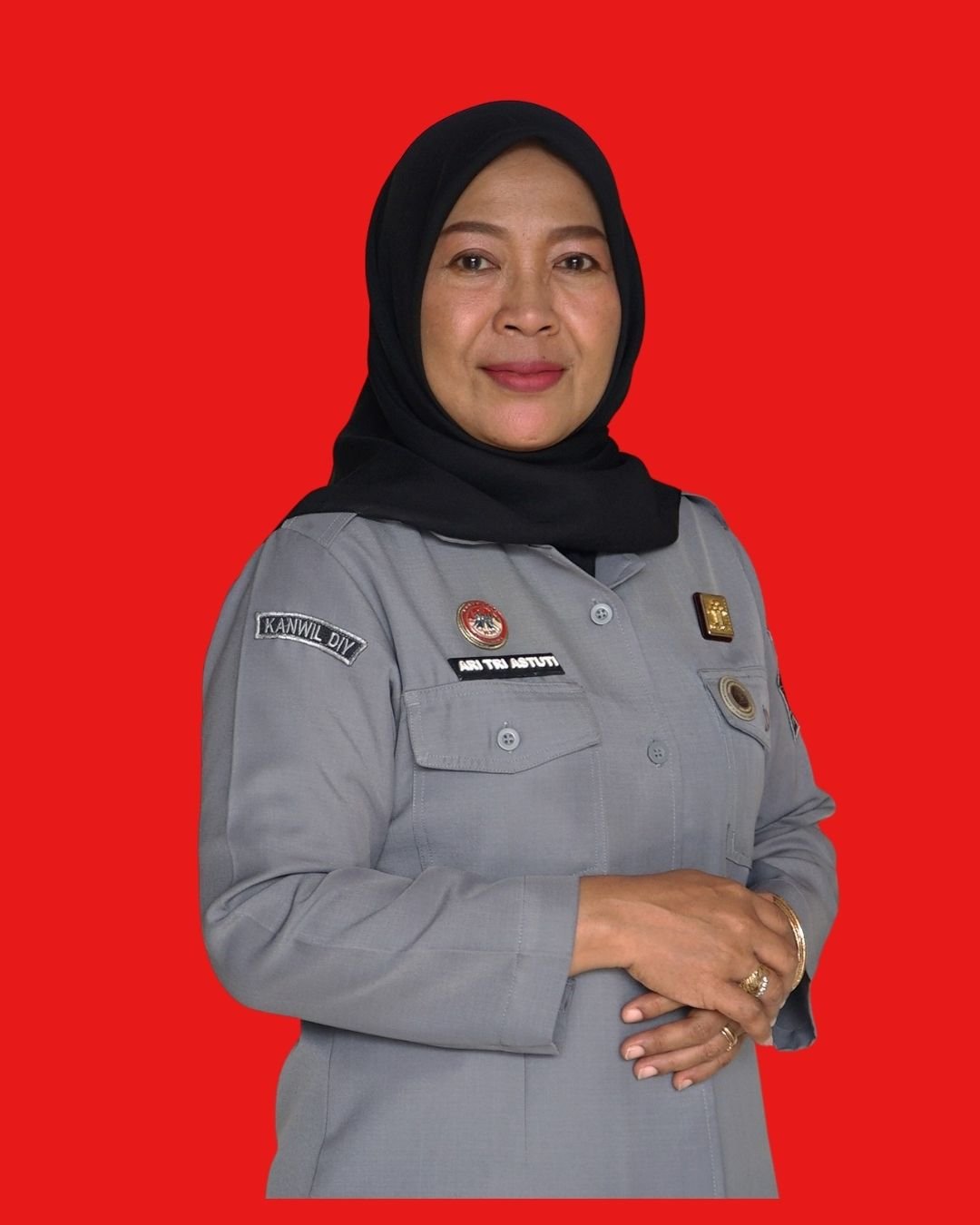 TRI ARI ASTUTI, S.Ag., M.Hum.