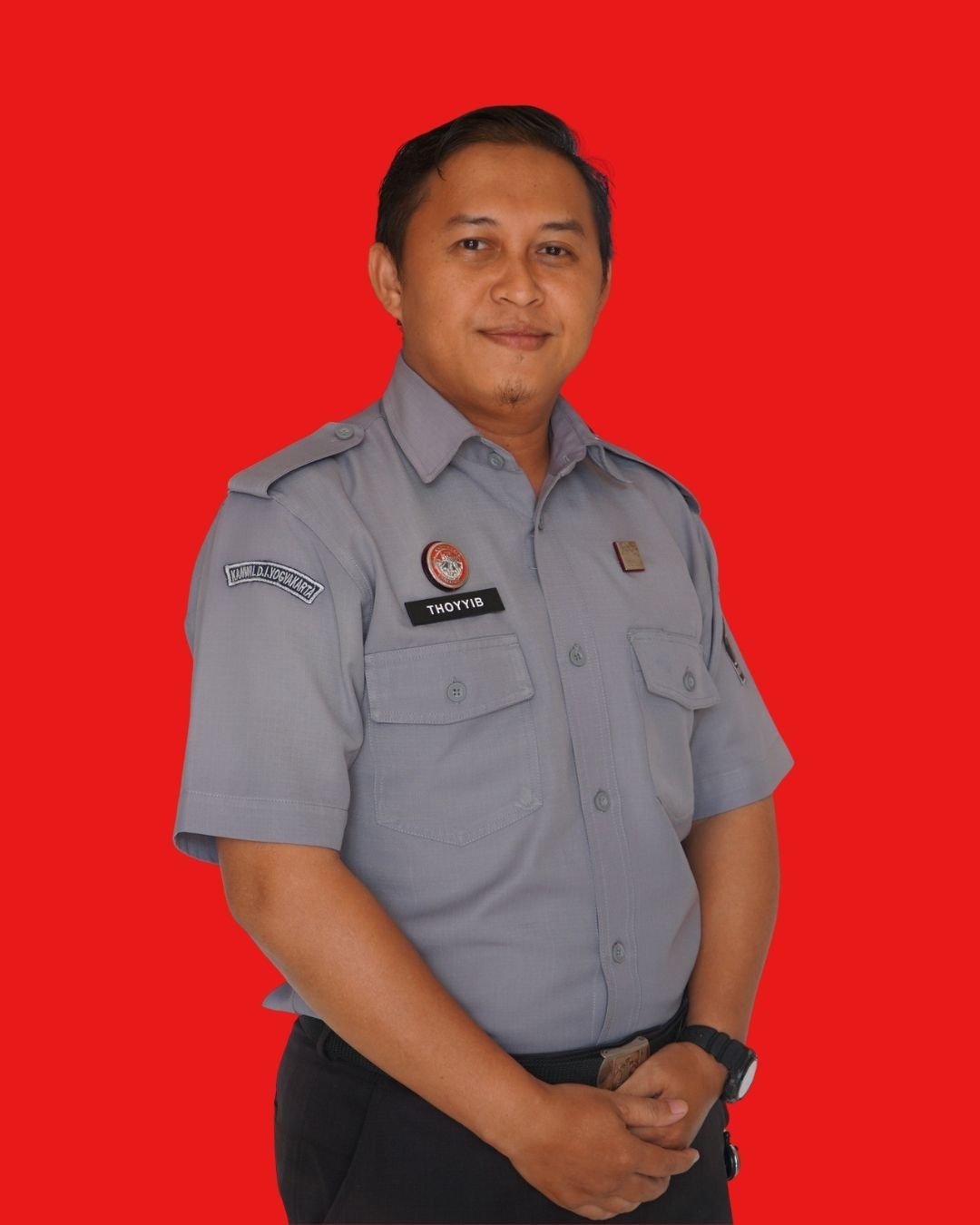 THOYYIB HADI FANSYURI, S.H., M.Kn.